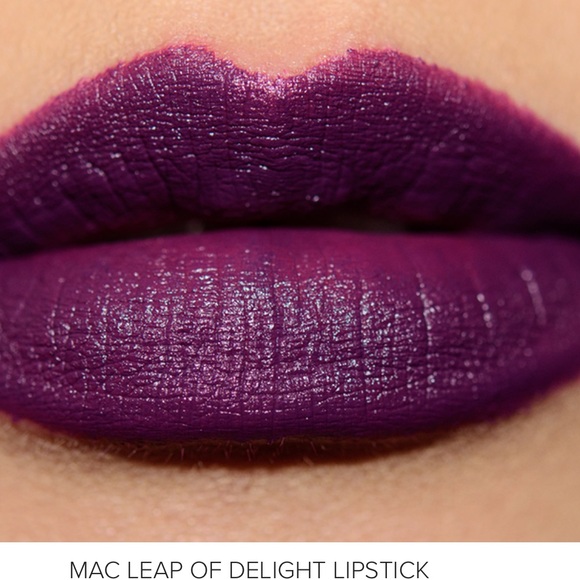 MAC Leap of Delight Matte Lipstick - Picture 4 of 6